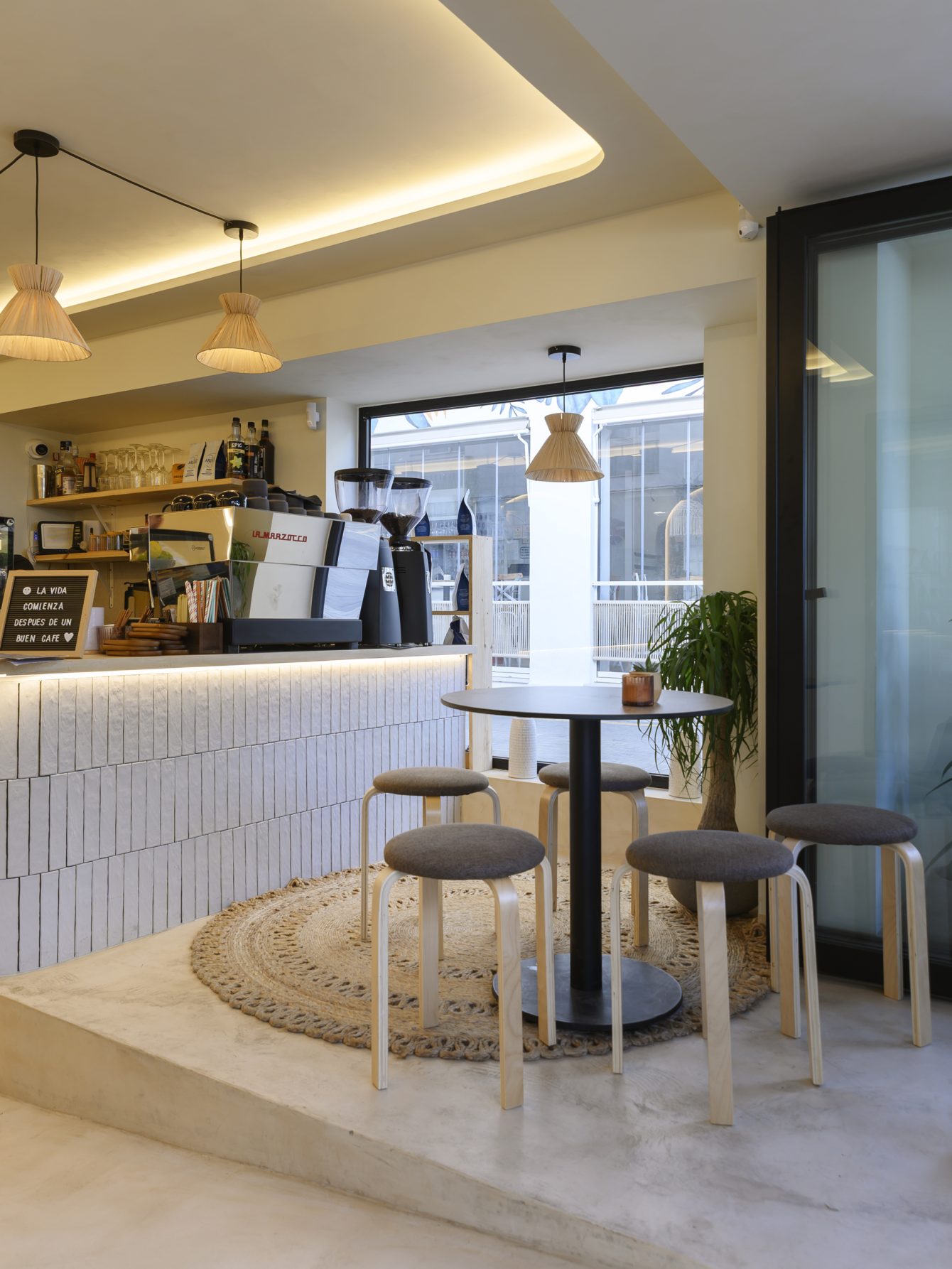 Arquitecto Marcos Tamagnone - Proyectos - Berries Cafe 9