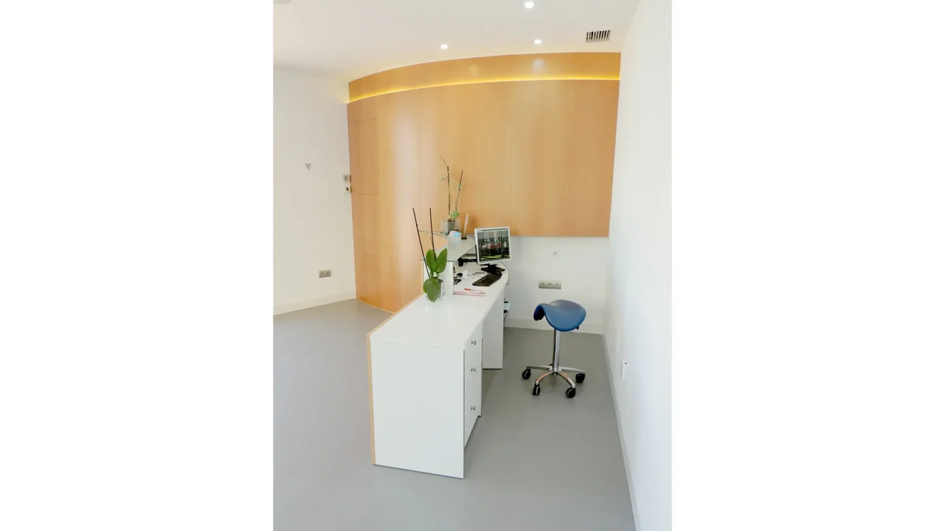 Arquitecto-Marcos-Tamagnone-Proyectos-Clinica-Pizarro-Montenegro-12_11zon