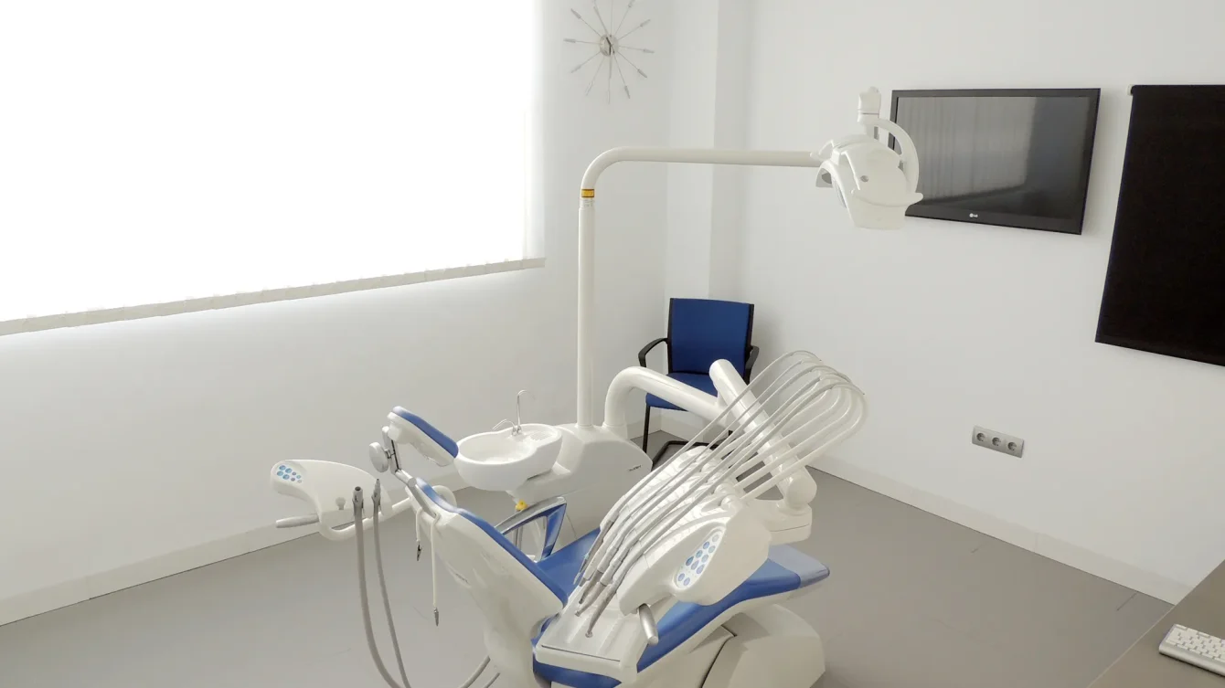 Arquitecto-Marcos-Tamagnone-Proyectos-Clinica-Pizarro-Montenegro-15_11zon